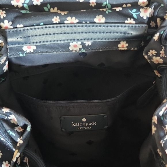 Kate Spade Navy and White Daisy Backpack - Picture 8 of 14